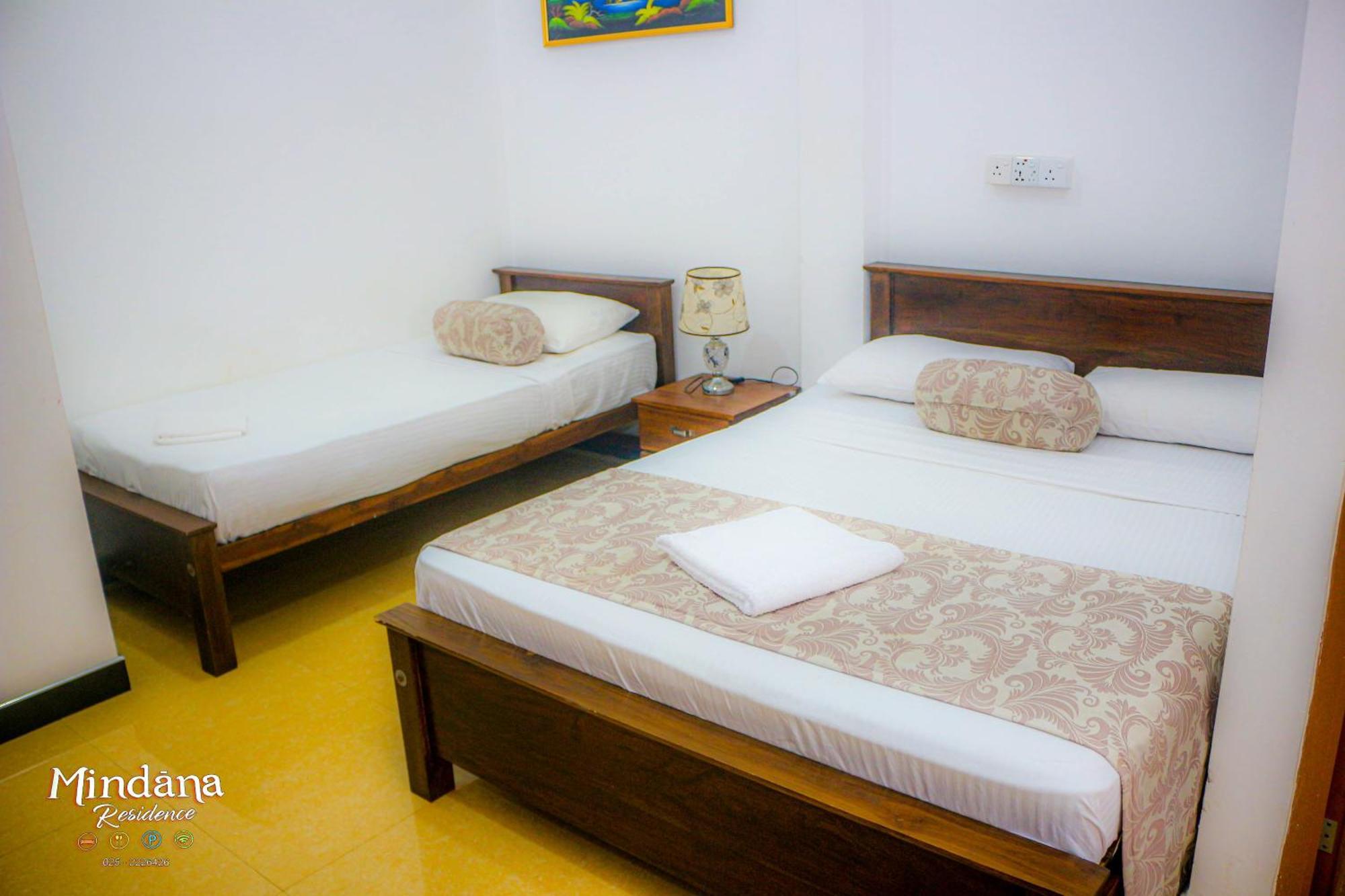 אנוראדפורה Mindana Residence מראה חיצוני תמונה
