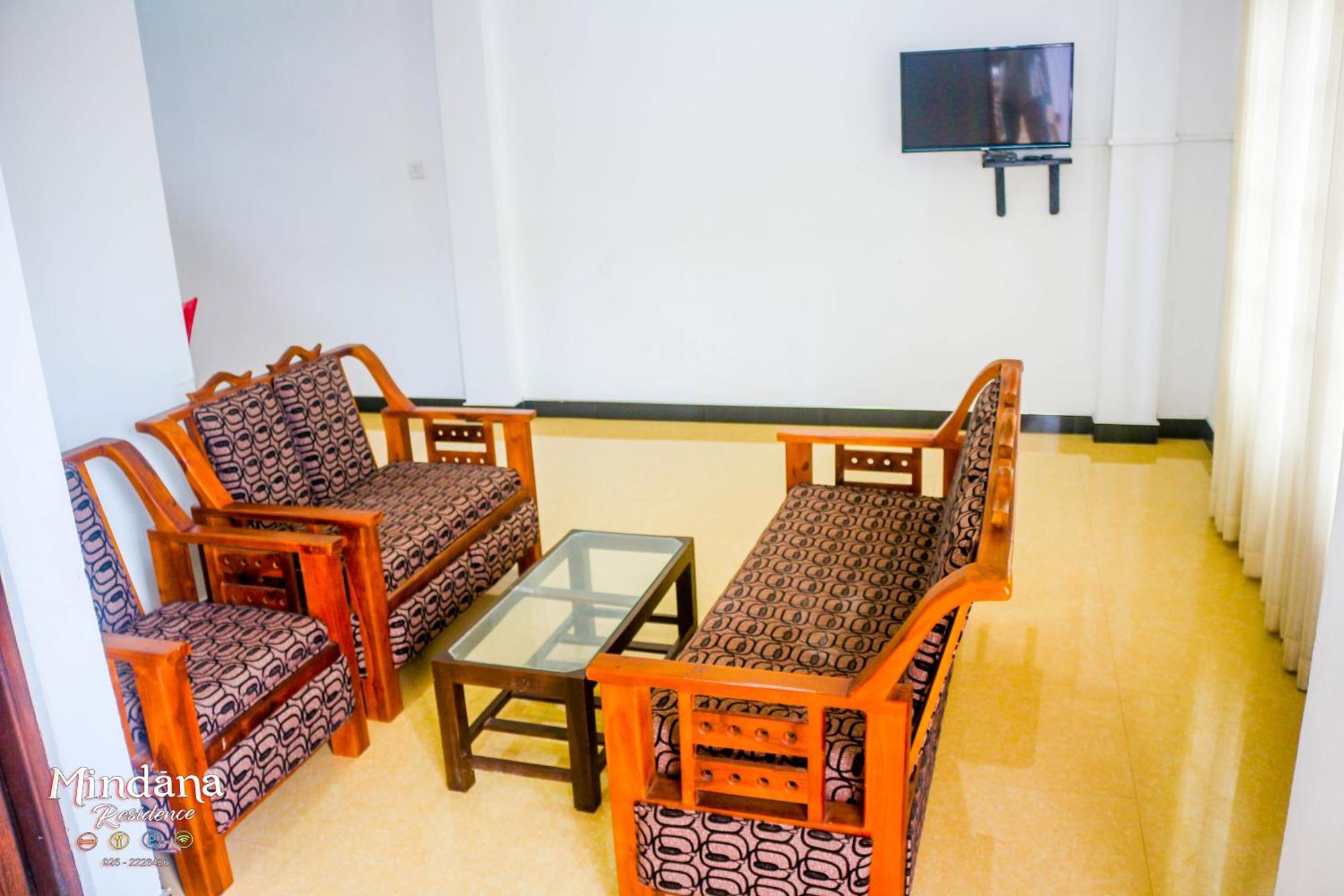 אנוראדפורה Mindana Residence מראה חיצוני תמונה