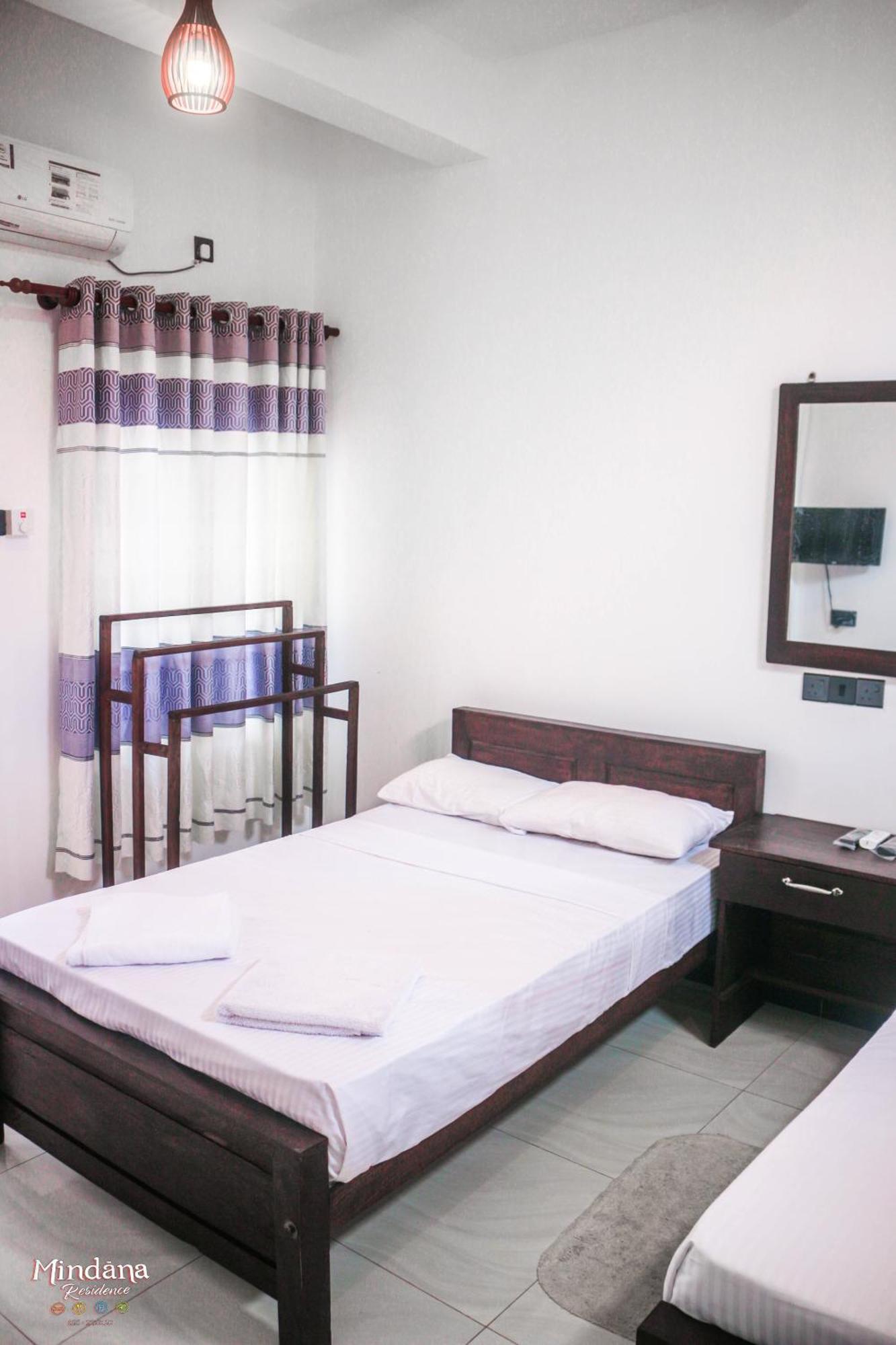 אנוראדפורה Mindana Residence מראה חיצוני תמונה