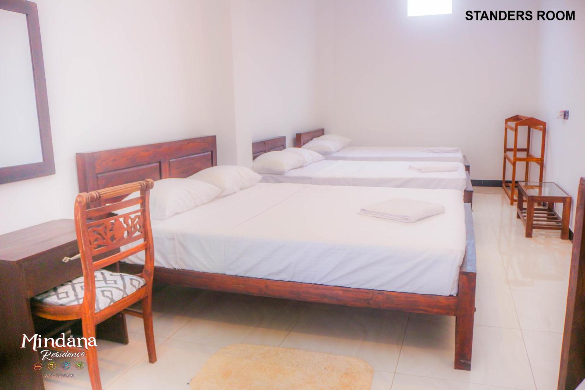 אנוראדפורה Mindana Residence מראה חיצוני תמונה
