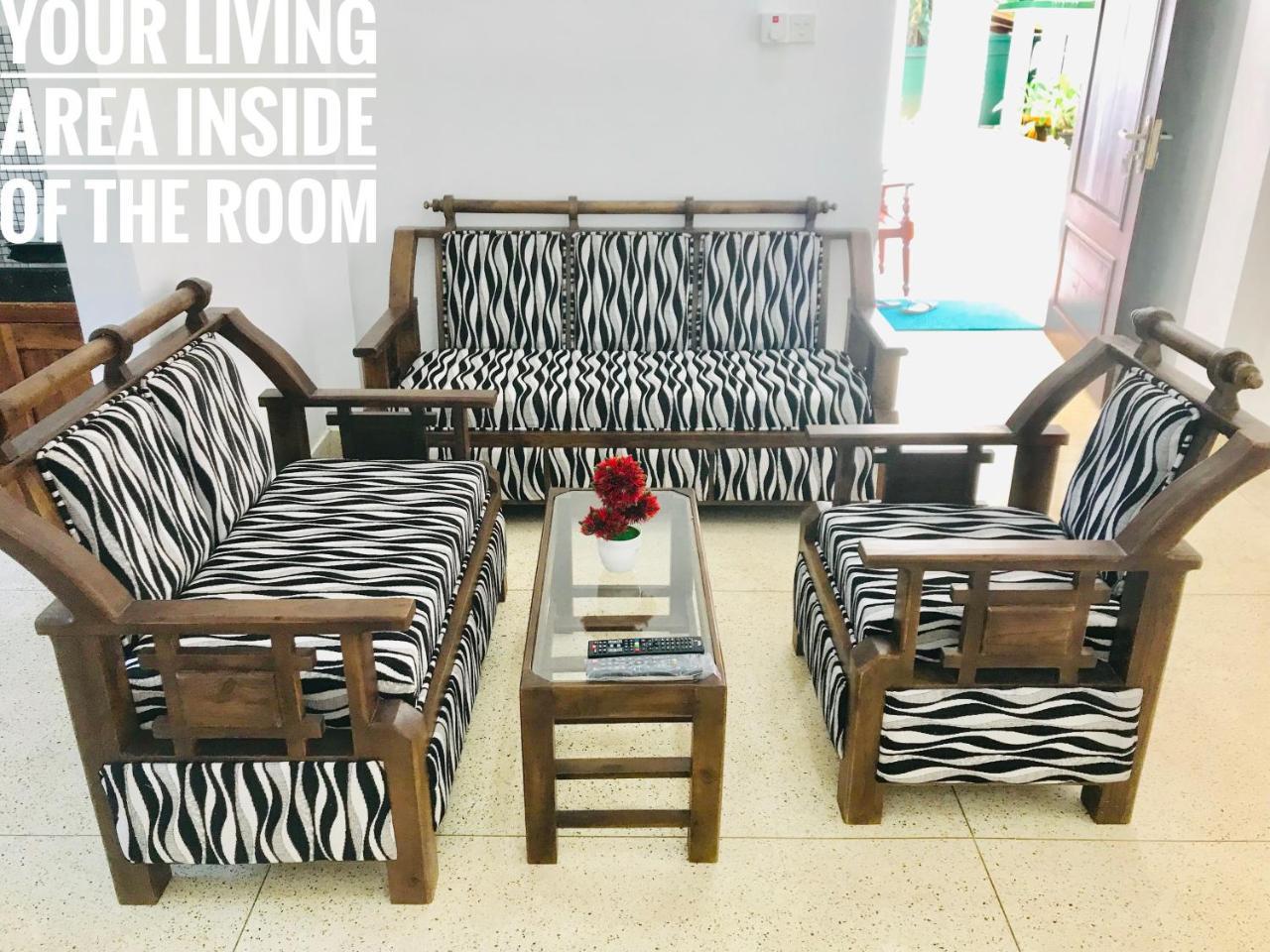 אנוראדפורה Mindana Residence מראה חיצוני תמונה