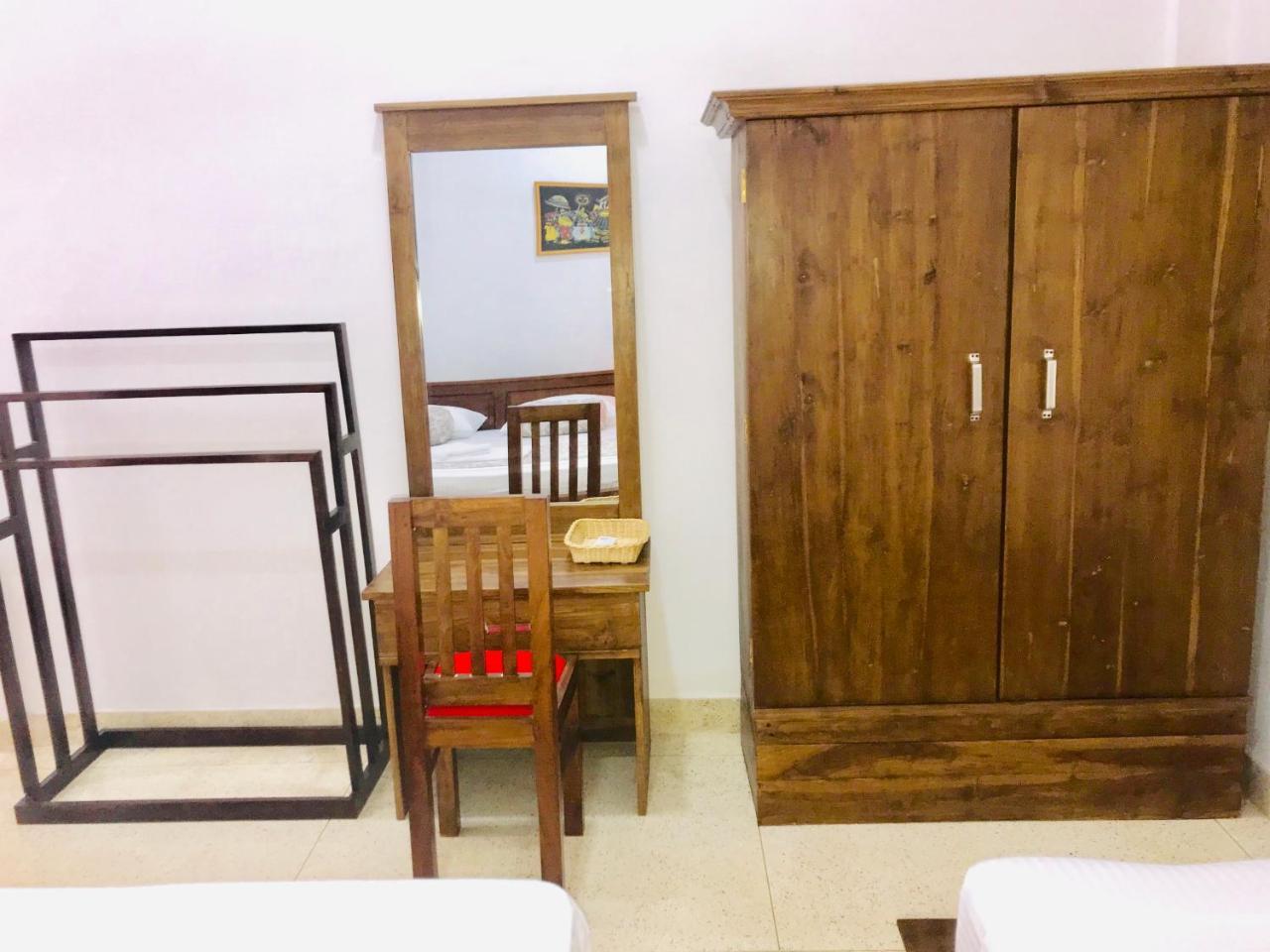 אנוראדפורה Mindana Residence מראה חיצוני תמונה